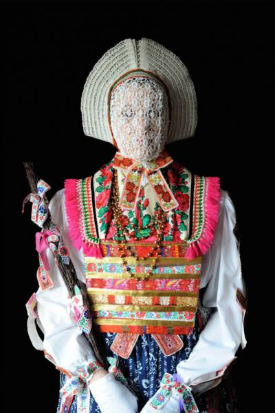 Величествени традиционни костюми от цял свят (снимки)