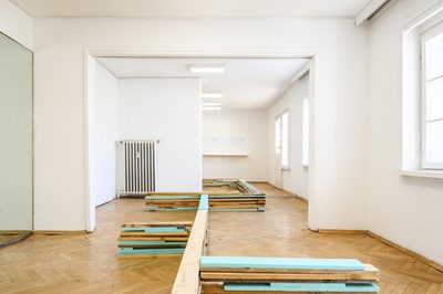Ехо локация: изложба на Влатка Хорват преосмисля начина, по който се движим и се ориентираме в пространството